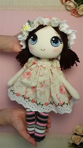 muñeca de trapo muy bonita, tutorial completo en @NatashaLovelyDolls #doll #hechoamano #diy