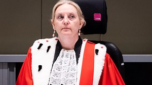 Procès des attentats de Bruxelles : le 11e juré effectif récusé pour ses «liens de subordination» avec une partie civile