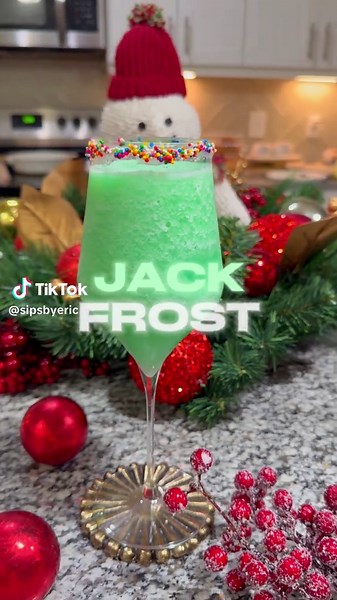 Delicious Jack Frost Holiday Cocktail Recipe