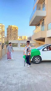 760K views · 10K reactions | Here's the funny vfx breakdown Use Chromakey Effect After This To Get This Result . . . #funny #vfx #breakdown #tutorial #bts #behindthescenes #reels #reel #illusion #DirtyLittleSecret #video #edits #facebookreels | Ur_smartmaker | Facebook