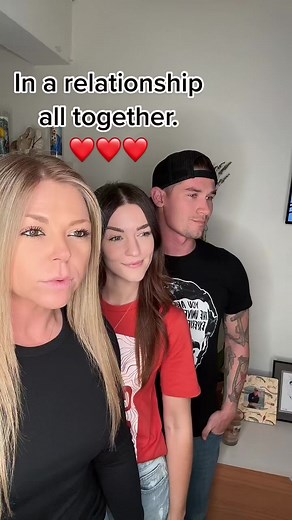 Exploring Throuple Relationships: What's Your Preference?