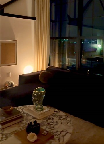 Added this stunning brown paint from @Little Greene I’m obsessed 😍 #loftapartment #softindustrial #homedecor #interiorinspo #minimalisthomedecor