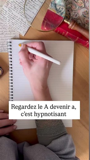 #alphabet #calligraphy #ecriture #craft #creative #satisfying | Augustine Éditions