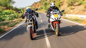 Yamaha R15 M vs MT-15: Comparison | autoX