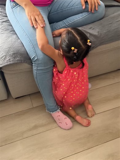 Mi hija es la versión mini de Helen y Berlín es temático como yo | helen puppet