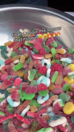 Our sour mix has all the best gummies 🔥🔥 #sourcandy #sourgummies #sourmix #sourgummymix #tiktokshopholidayhaul