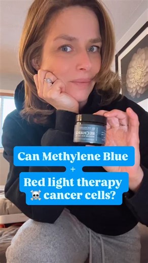 Melissa | Truth Seeker on Instagram: "💙Methylene Blue is like rocket fuel for your cells. It enhances cellular energy (ATP production), fights oxidative stress, and supports brain function. BUT… when you pair it with red light therapy, things get NEXT level. 🔥 🚨 Red light activates methylene blue, making it even MORE effective at boosting energy, reducing inflammation, and supporting mitochondria (aka the powerhouse of your cells). Health Applications: - Fights cancer and viral/malarial infec