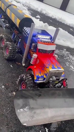 1.1M views · 5.4K reactions | 10x10x10 Optimus Prime w/ V-Plow with...
