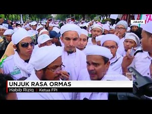 Unjuk Rasa Tuntutan Atas Penistaan Agama Oleh Ahok