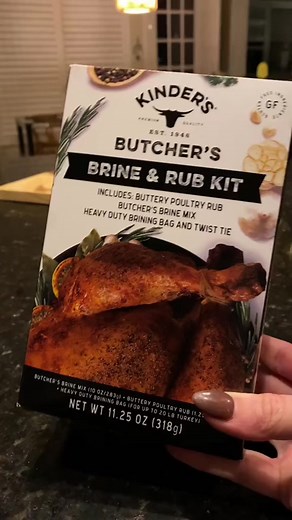 100% using this Kinders brine kit for every turkey from now on! It was falling off the bone juicy!! So good ! #kinders #kindersbrineandrubkit #turkey #turkeybrine