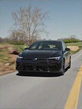 2026 Golf R Black Edition – Full Walkaround of VW’s Darkest Performance Hatch