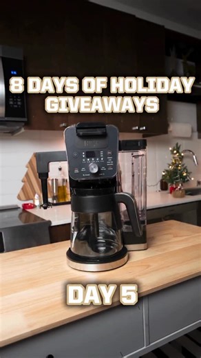 PROTEIN PINTS on Instagram: "🎁 Day 5 of 8 Days of Holiday Giveaways 🎁 Coffee Fanatics Giveaway! 🤎☕️ @proteinpints and @ilikechike are teaming up to treat ONE lucky winner to the ultimate caffeine-lover’s prize pack including a FREE Ninja Home Coffee Maker! How to Enter: ☕️ Like this post ☕️ Follow @proteinpints and @ilikechike ☕️ Tag the biggest coffee lovers you know (more tags = more entries!) ✨ Bonus Entry: Share this post to your story and tag us! Prize Includes: 🏠 Ninja DualBrew Home Co