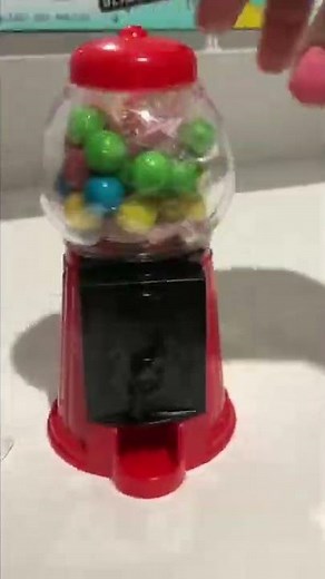 Mini Gumball Machine Opening and Refilling