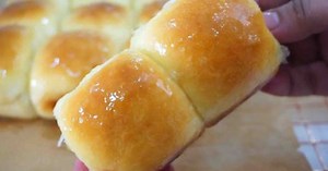 DIY 30-Minute Dinner Rolls Recipe