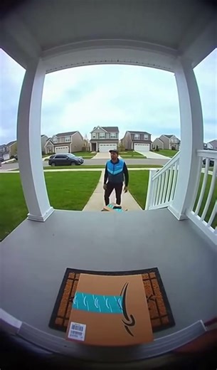 What Scared the Amazon Driver That Bad? 😳 #shorts #ringcamera #doorbellcam #caughtoncamera #amazon