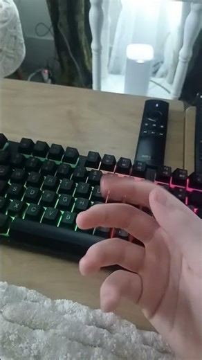 my keyboard glitching