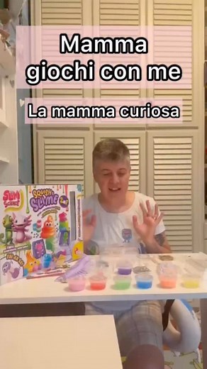 Georgia Conte 🧑🏻👩🏻 Francesca on Instagram: "Colori, forme, texture… e tanta immaginazione! Con il kit Slumi Science di @liscianigiochi , creare slime colorati e squish toys non è solo un gioco: è un momento di scoperta, manualità e pura creatività da vivere insieme. Mescoli, modelli, inventi e intanto alleni fantasia e concentrazione 🤩 #MammeCreative #liscianigiochi #lisciani #slumiscience #adv #slumiscience #squishtoys #slimecreativo"