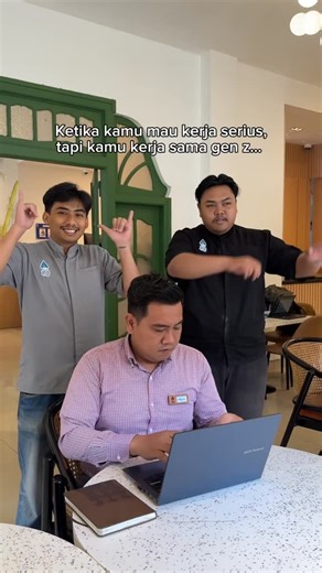 Java Cup on Instagram: "Dasar memang gen z ini bisa diem gaksih! #genz #barista #lucu"