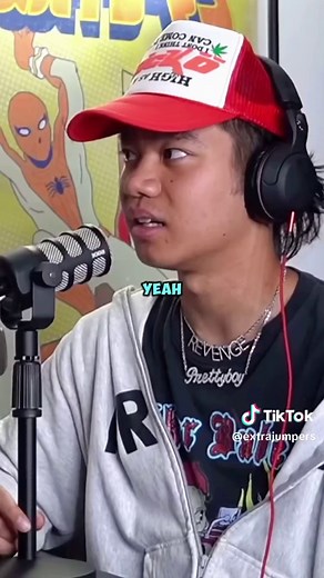 Pepsi and Coke Vending Machine Theory😱 #fyp #fypシ #vendingmachine #pepsi #coke #podcast #jumpersjump