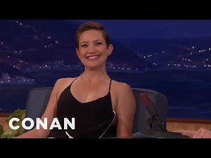 Kate Hudson Appreciates The Female Form | CONAN on TBS