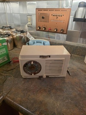 Vintage 1948 General Electric Model 60 Clock Radio Bluetooth Conversion. | eBay