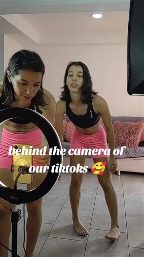 Do you like our behind the scenes? #friskytwins #fyp#tiktokusa #usa