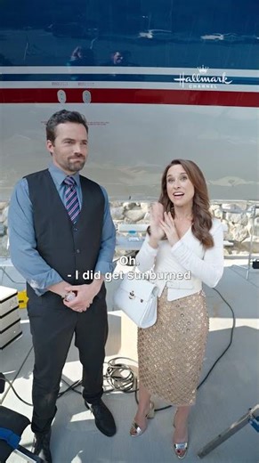 On Set with Lacey Chabert and Ian Harding - Lost in Paradise on Hallmark Channel