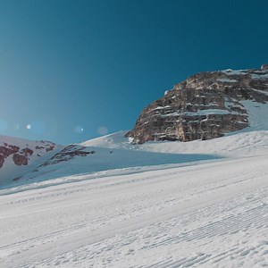 722 reactions · 61 shares | A style so smooth we can’t stop watching.  Lens by ZEISS | ZEISS Sunlens | Facebook