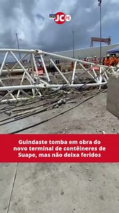 56K views · 542 reactions | Um guindaste em operação tombou na manhã...