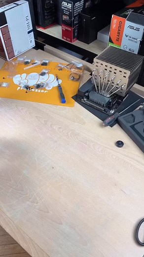 Fanless = noiseless 700 watts of quiet power revealed by @cpk_nicolas 💙 #seasonic #PRIME #titanium #fanless #powersupply #PSU #seasonicpsu #unboxing #theheartofyoursystem | Seasonic