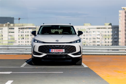 Test Drive cu noul MG EHS - PHEV-ul revine cu mai multe dotări și peste 300 CP