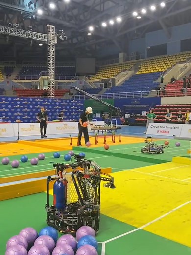Robot Đội Trung Quốc Gây Ấn Tượng Tại ABU Robocon 2024