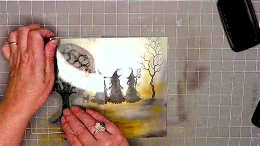 The Witchery by Lisa Taggart Today’s tutorial is a Lisa Taggart special ✨! Watch as Lisa shows you how to build up that signature depth and character she’s so well known for. She shares a variety of techniques along the way, with plenty of tips and pointers so you can pick up all those little details and bring them into your own cardmaking 💚 If you enjoyed this video and would like to find the products that Lisa used, follow this link to our website - https://www.laviniastamps.com/the-witchery-