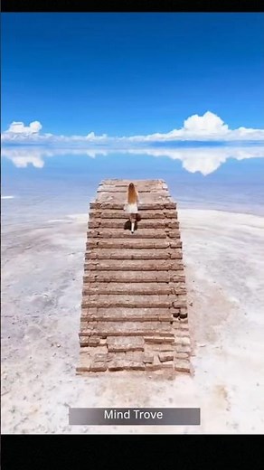 The Most Surreal Place on Earth | Salar de Uyuni #bolivia