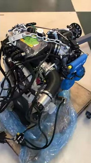 Sling 4 build: engine installation introduction, Rotax 915is