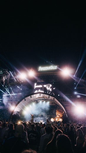 HAYLA on Instagram: "Freefall is out FRIDAY!! What an incredible weekend @parookaville ! Thank you so much to @topic for having me at your “Topic and Friends” show and for giving me the platform to perform my next solo single before release! I’m so excited for you to all hear it! You can pre-save it now via the link in my bio or in my stories 🥹🤍 Cover photo: @matsmitzett Styling: @lilbeaurae Designer: @alejandramunozstudio"