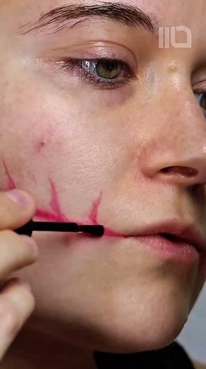 How do you make fake scars?