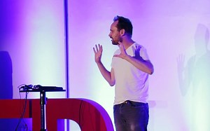 【TED】TEDx Talks: 用代码表达音乐 - 生肉