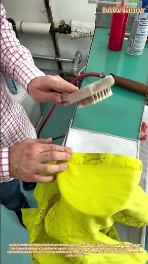 Élimination des taches d'huile : traitement et rinçage des graisses sur les tissus