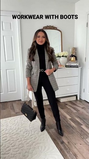 Workwear with boots. Fall and winter workwear. Petite office outfits.