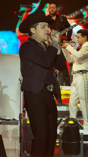 dime como quieres 3/5 cristian nodal🤠#sorciaconciertos #christiannodal #sorcia #sorciaoficial