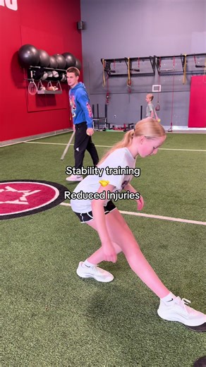 Stability training improves balance, coordination, and joint control. It helps athletes absorb force, change direction, and produce power efficiently. Stability isn’t optional—it’s essential. #TrainBetter #SportsPerformance