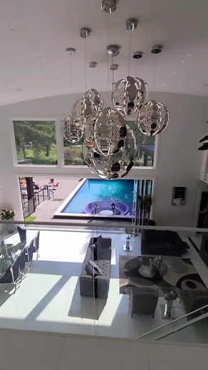 Who's ready to move in? @whiterockrealtor#southsurrey #whiterock #whiterockbc #housetour #mansion #propertygrams #luxuryrealestate #housetourcheck