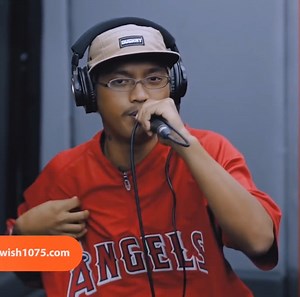 "Buti nalang sanay to sa gera, nabubuhay di dahil sa pera" - Ghetto Gecko 1096 Gang ft. Trvmata performs "BREAK THE LOOP" LIVE on Wish 107.5 Bus Title: BREAK THE LOOP Written and Performed By: 1096 Gang (Guddhi$t Gunatita, Trvmata, Youngwise & Ghetto Gecko) Beat Produced By: Asiaboi & Guddisc Mixed and Mastered By: Exile Record at Theta Records | Dugkat Pinas