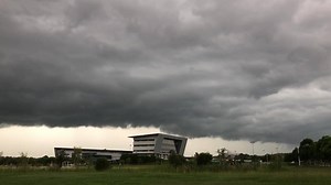 37K views · 566 reactions | 4:15pm Live chase video from Sunshine Coast University. ~ Jeff Higgins ~ | Higgins Storm Chasing | Facebook