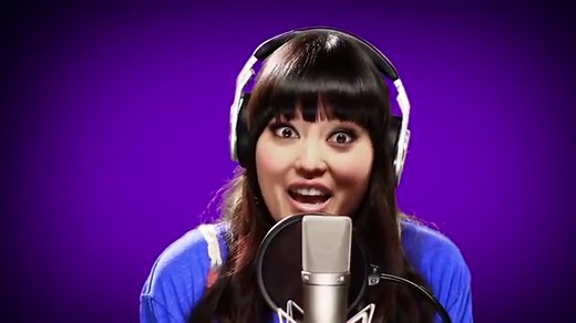 Pitch Perfect Cast and Fans Cover Nicki Minaj's "Starships"