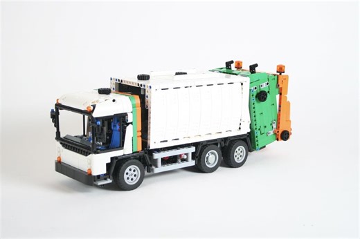 LEGO MOC-141827 Hybrid Garbage Truck (Technic 2023)