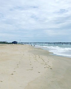 4.2K views · 376 reactions | A beautiful clear day here at the Avon Pier! A nice longboard wave at the beach and catching blues, spanish, and cobia on the pier. Enjoy your Wednesday here in Avon, NC.  #AvonPier #AvonNC #KoruVillage | Avon Fishing Pier NC | Facebook