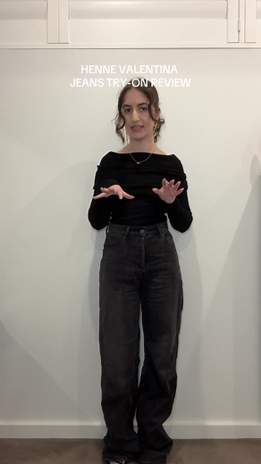 A little try on and review of some Henne pieces including the Valentina jean in the black wash. Let’s just say these are always sold out for a reason 🤍 #henne #jeanstryon #tryon #straightlegjeans #boyfriendjeans #petitestyle #jeans @Henne