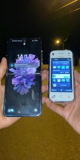 Compare Camera 📸 Nokia N97 Mini VS Samsung Galaxy Z Flip